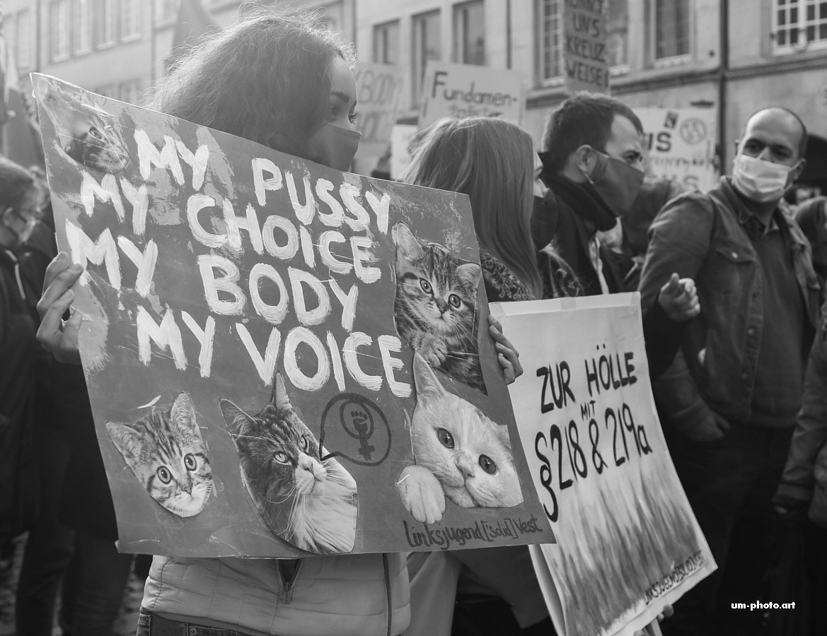  mybodymychoice_13.jpg